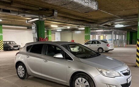 Opel Astra J, 2012 год, 550 000 рублей, 31 фотография