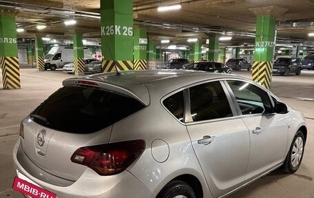 Opel Astra J, 2012 год, 550 000 рублей, 32 фотография