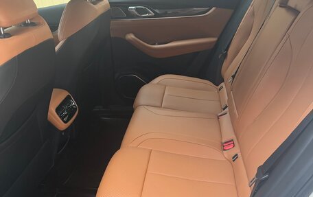 Geely Atlas, 2025 год, 3 300 000 рублей, 6 фотография