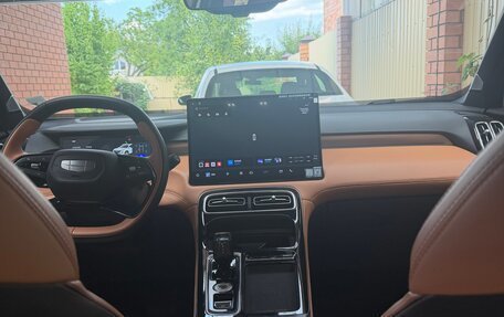 Geely Atlas, 2025 год, 3 300 000 рублей, 5 фотография