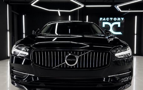 Volvo S90 II рестайлинг, 2020 год, 4 300 000 рублей, 5 фотография