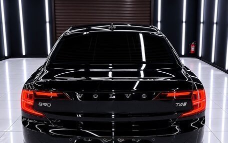 Volvo S90 II рестайлинг, 2020 год, 4 300 000 рублей, 8 фотография