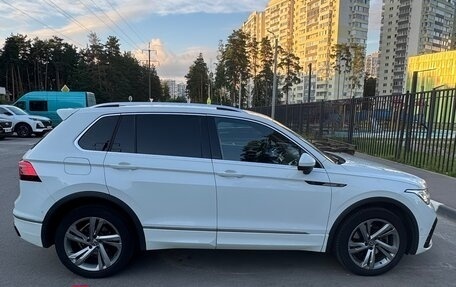 Volkswagen Tiguan II, 2021 год, 4 150 000 рублей, 4 фотография