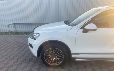 Volkswagen Touareg III, 2011 год, 1 500 000 рублей, 6 фотография