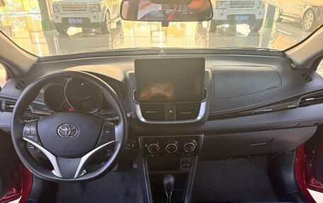 Toyota Yaris XP150 рестайлинг, 2023 год, 1 520 678 рублей, 9 фотография