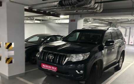 Toyota Land Cruiser Prado 150 рестайлинг 2, 2019 год, 4 900 000 рублей, 1 фотография