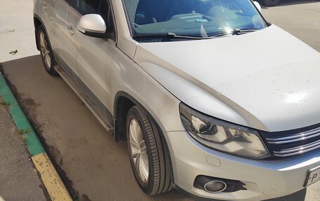 Volkswagen Tiguan I, 2013 год, 800 000 рублей, 2 фотография