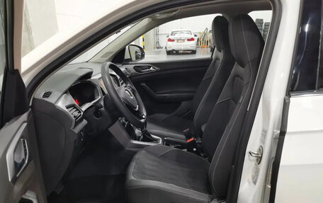 Volkswagen T-Cross I, 2022 год, 1 450 000 рублей, 6 фотография