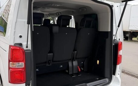 Peugeot Traveller I, 2021 год, 3 650 000 рублей, 6 фотография