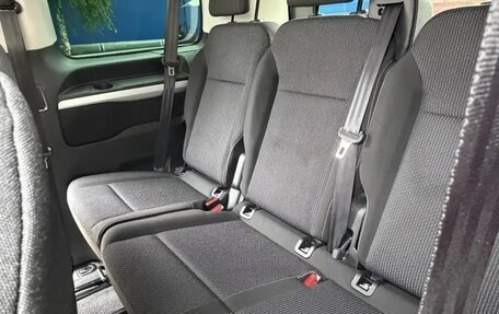 Peugeot Traveller I, 2021 год, 3 650 000 рублей, 4 фотография