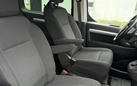 Peugeot Traveller I, 2021 год, 3 650 000 рублей, 11 фотография