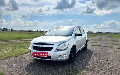 Chevrolet Cobalt II, 2013 год, 536 000 рублей, 2 фотография