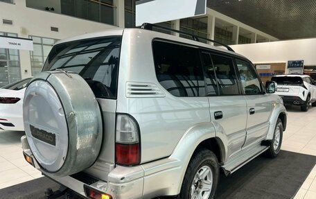 Toyota Land Cruiser Prado 90 рестайлинг, 2001 год, 895 000 рублей, 5 фотография