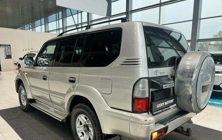 Toyota Land Cruiser Prado 90 рестайлинг, 2001 год, 895 000 рублей, 4 фотография
