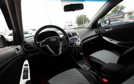 Hyundai Solaris II рестайлинг, 2011 год, 590 000 рублей, 9 фотография