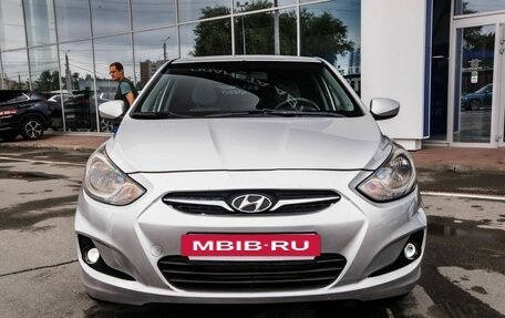 Hyundai Solaris II рестайлинг, 2011 год, 590 000 рублей, 4 фотография