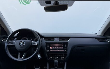 Skoda Octavia, 2018 год, 1 800 000 рублей, 15 фотография