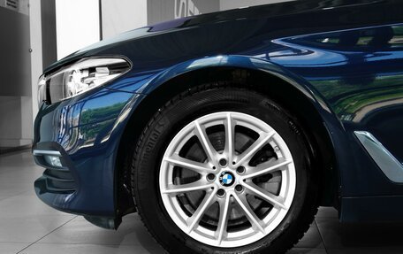 BMW 5 серия, 2018 год, 3 378 000 рублей, 9 фотография