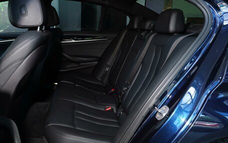 BMW 5 серия, 2018 год, 3 378 000 рублей, 13 фотография
