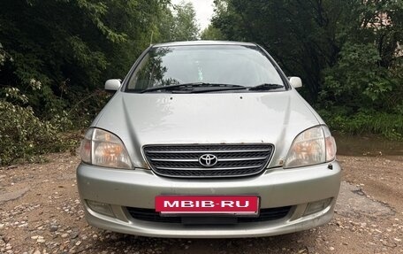 Toyota Nadia, 2000 год, 320 000 рублей, 2 фотография