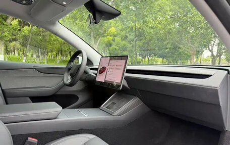 Tesla Model Y I, 2025 год, 5 220 000 рублей, 11 фотография
