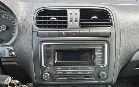 Volkswagen Polo VI (EU Market), 2014 год, 711 000 рублей, 17 фотография