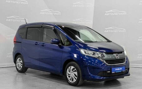 Honda Freed II, 2019 год, 1 630 000 рублей, 7 фотография