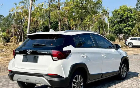 Toyota Yaris XP150 рестайлинг, 2022 год, 1 320 300 рублей, 3 фотография