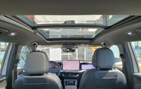 Volkswagen Tiguan, 2026 год, 4 850 000 рублей, 25 фотография