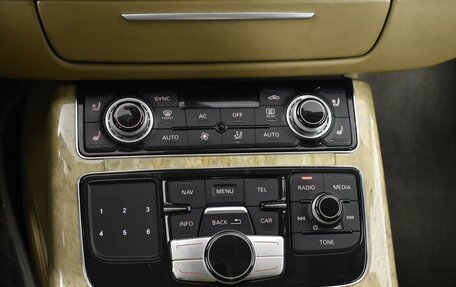 Audi A8, 2011 год, 1 619 900 рублей, 24 фотография