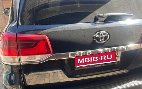 Toyota Land Cruiser 200, 2015 год, 5 150 000 рублей, 8 фотография