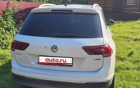 Volkswagen Tiguan II, 2018 год, 2 550 000 рублей, 4 фотография