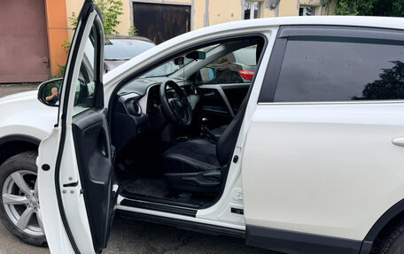 Toyota RAV4, 2016 год, 2 350 000 рублей, 5 фотография