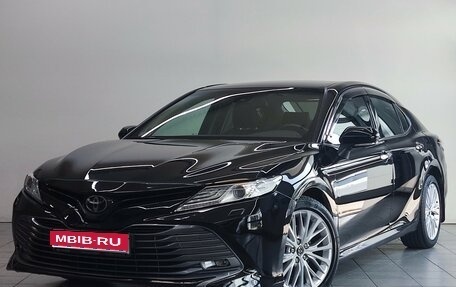 Toyota Camry, 2019 год, 2 390 000 рублей, 1 фотография