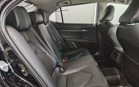 Toyota Camry, 2019 год, 2 390 000 рублей, 24 фотография