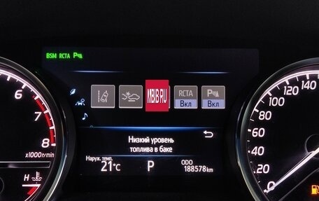 Toyota Camry, 2019 год, 2 390 000 рублей, 13 фотография