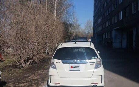 Honda Fit III, 2012 год, 951 000 рублей, 10 фотография