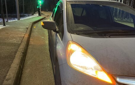 Honda Fit III, 2012 год, 951 000 рублей, 17 фотография