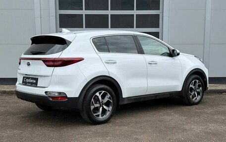 KIA Sportage IV рестайлинг, 2021 год, 2 257 000 рублей, 5 фотография