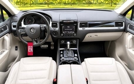 Volkswagen Touareg III, 2013 год, 2 750 000 рублей, 10 фотография