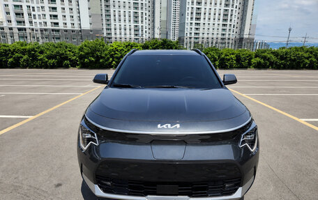 KIA Niro, 2023 год, 2 230 000 рублей, 2 фотография