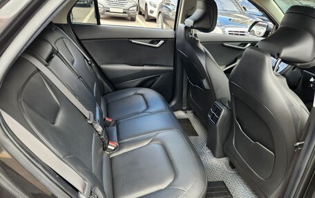 KIA Niro, 2023 год, 2 230 000 рублей, 14 фотография