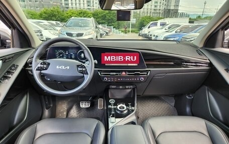 KIA Niro, 2023 год, 2 230 000 рублей, 11 фотография