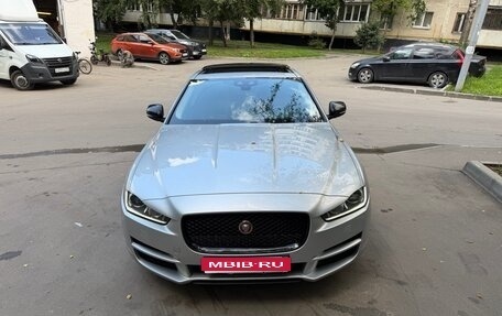 Jaguar XE I рестайлинг, 2018 год, 2 500 000 рублей, 1 фотография