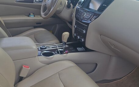 Nissan Pathfinder, 2014 год, 1 350 000 рублей, 6 фотография