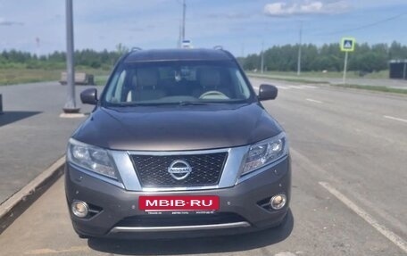 Nissan Pathfinder, 2014 год, 1 350 000 рублей, 2 фотография
