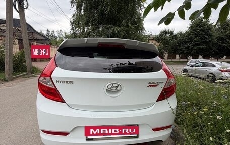 Hyundai Solaris II рестайлинг, 2015 год, 1 050 000 рублей, 5 фотография