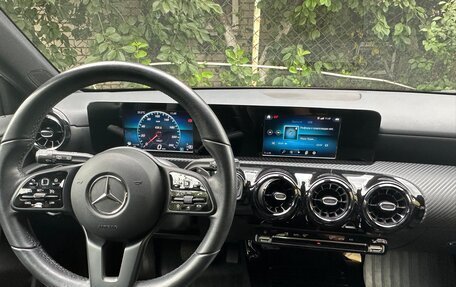 Mercedes-Benz A-Класс, 2019 год, 2 836 000 рублей, 9 фотография