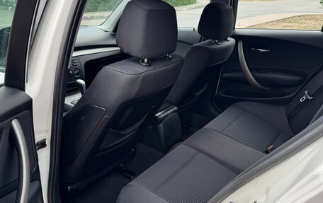 BMW 1 серия, 2011 год, 930 000 рублей, 19 фотография