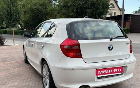 BMW 1 серия, 2011 год, 930 000 рублей, 10 фотография